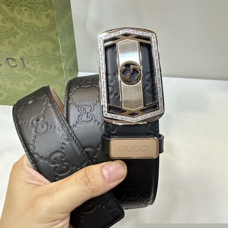 G*u*i belts